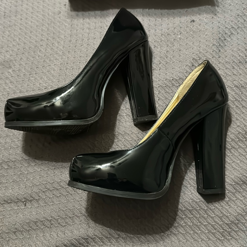 Euc Mossimo Heels - image 1